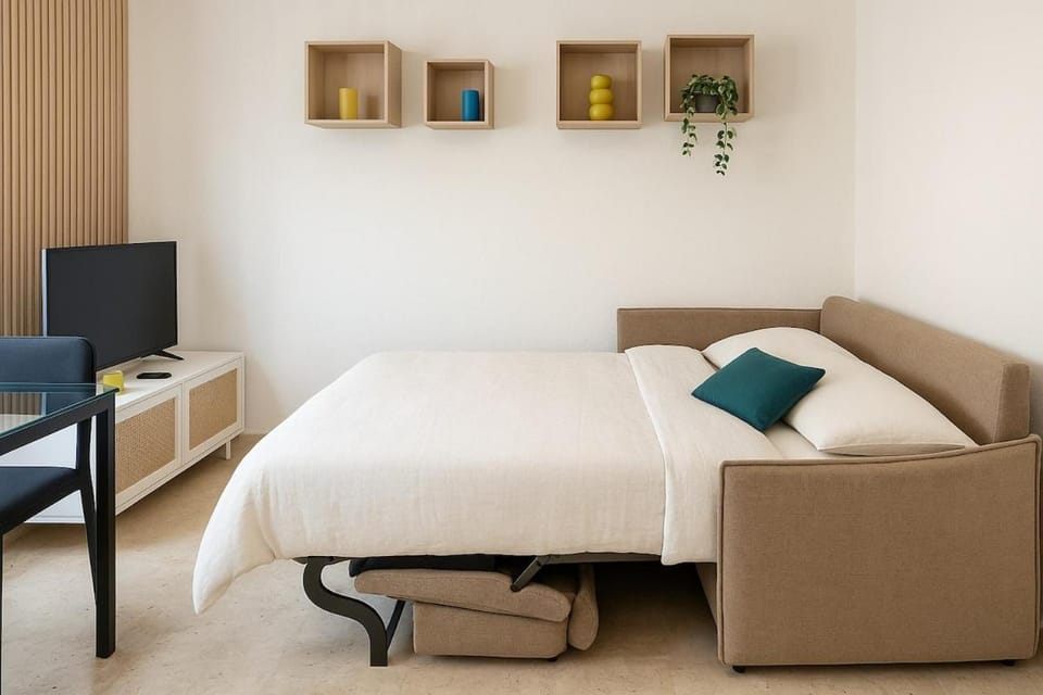 TV and multimedia, Living room, Photo of the whole room, Seating area