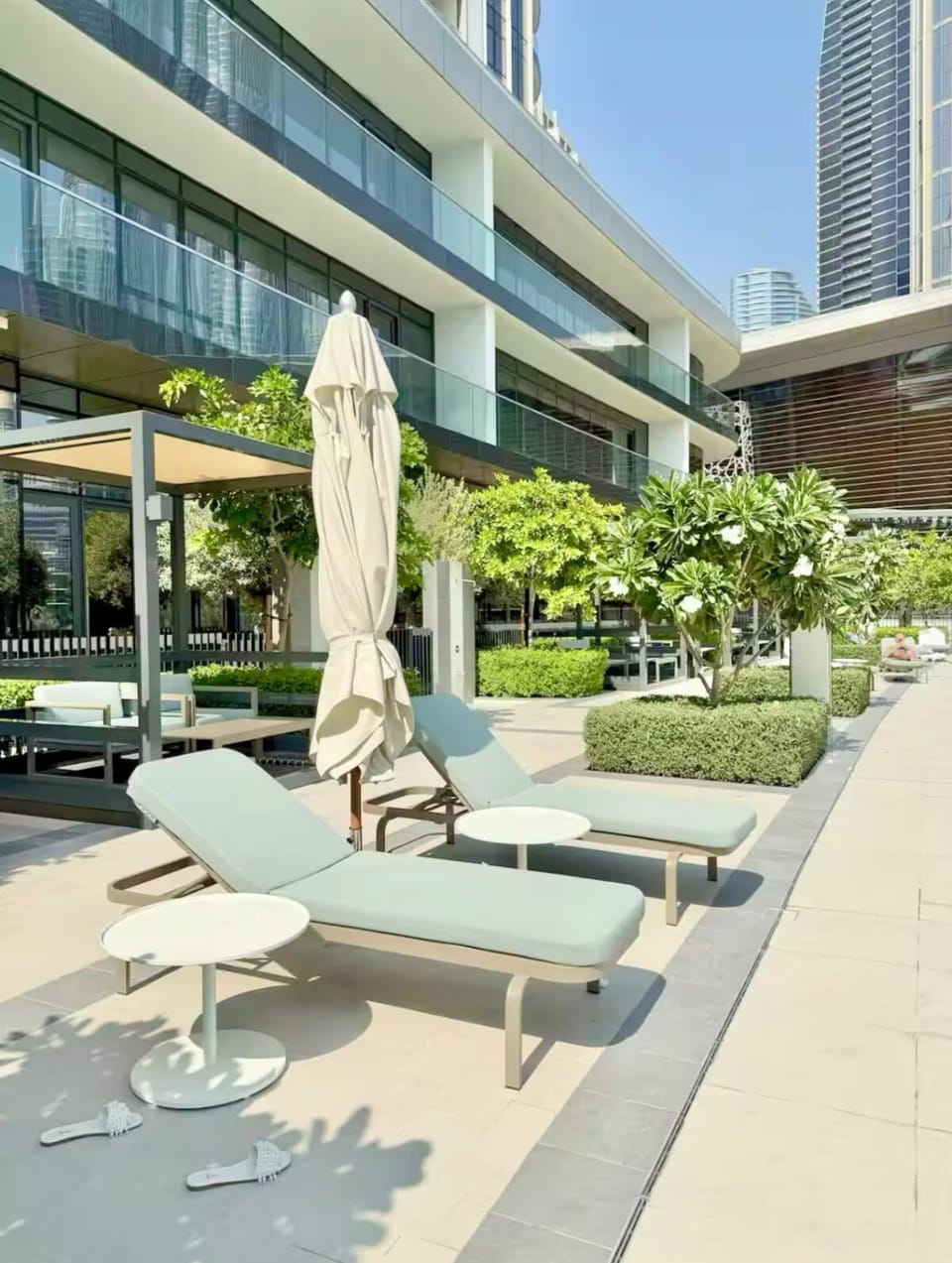 Ultra-Luxury 2BR with Burj Khalifa view Downtown Apartment in Dubai