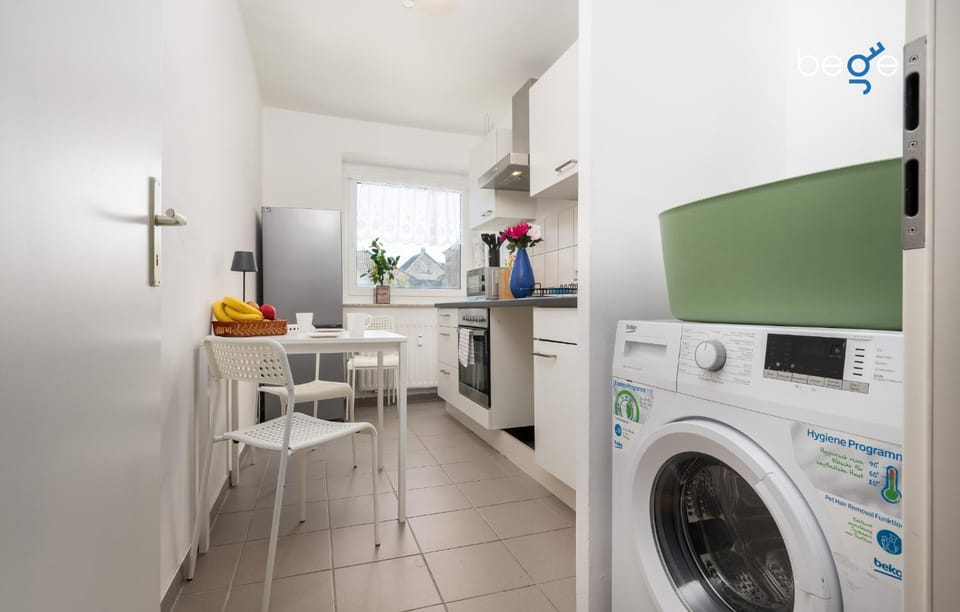 Kitchen or kitchenette, stove, kitchen