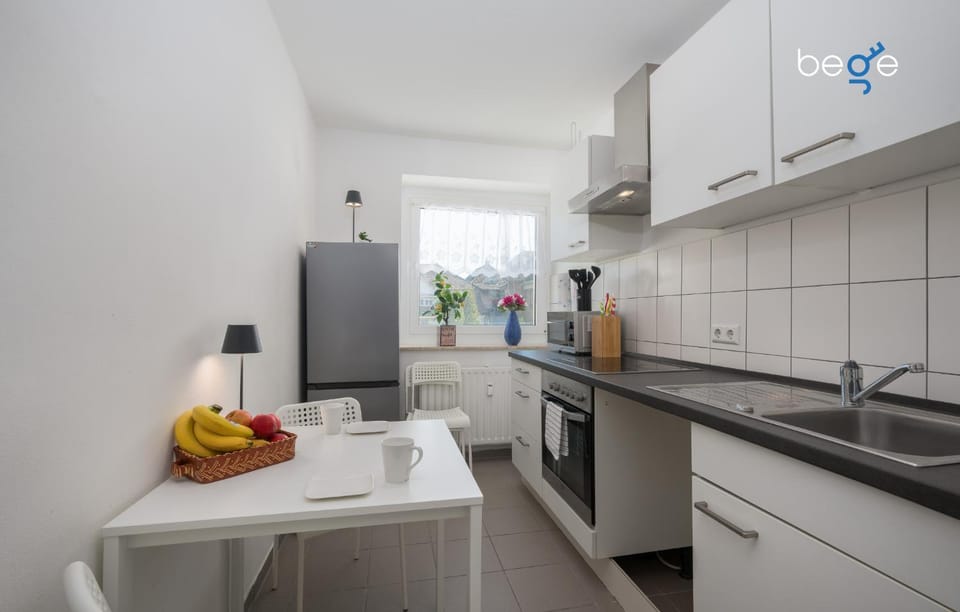 Kitchen or kitchenette, heating, stove, kitchen