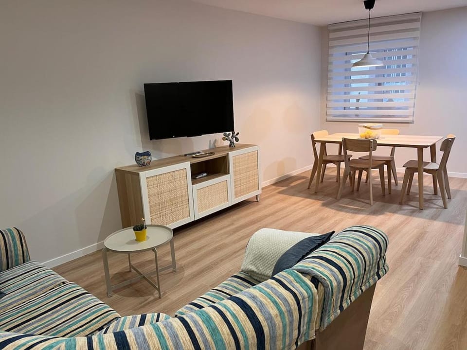 Valdeflores Flats Bj Apartment in Viveiro