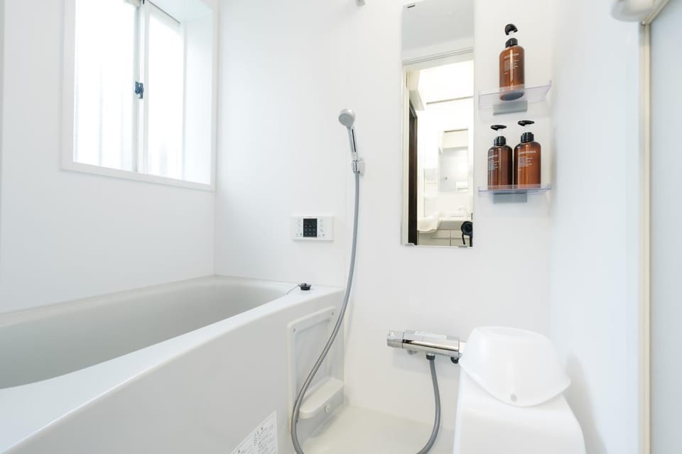 Bathroom, Bath