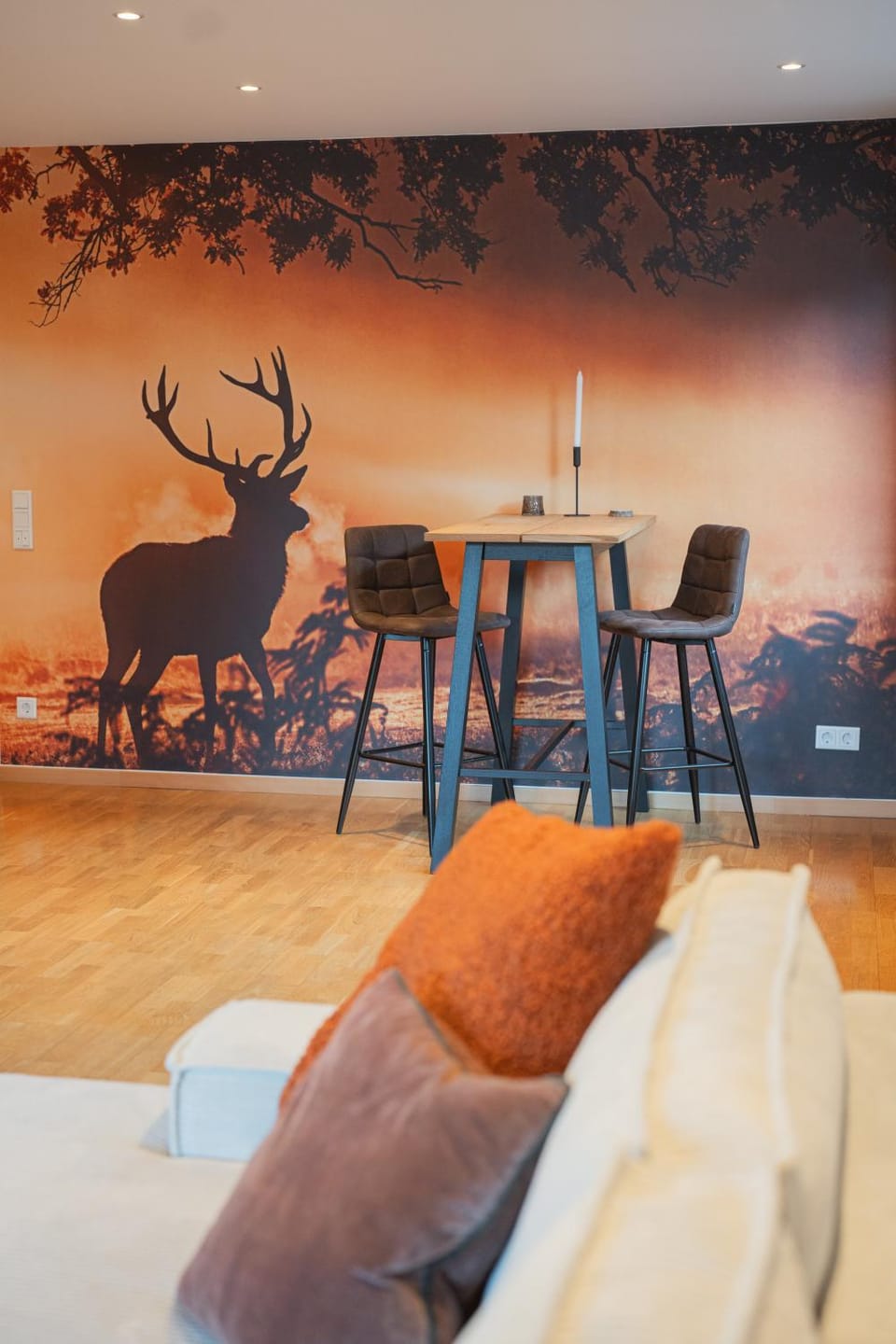 Living room, Seating area