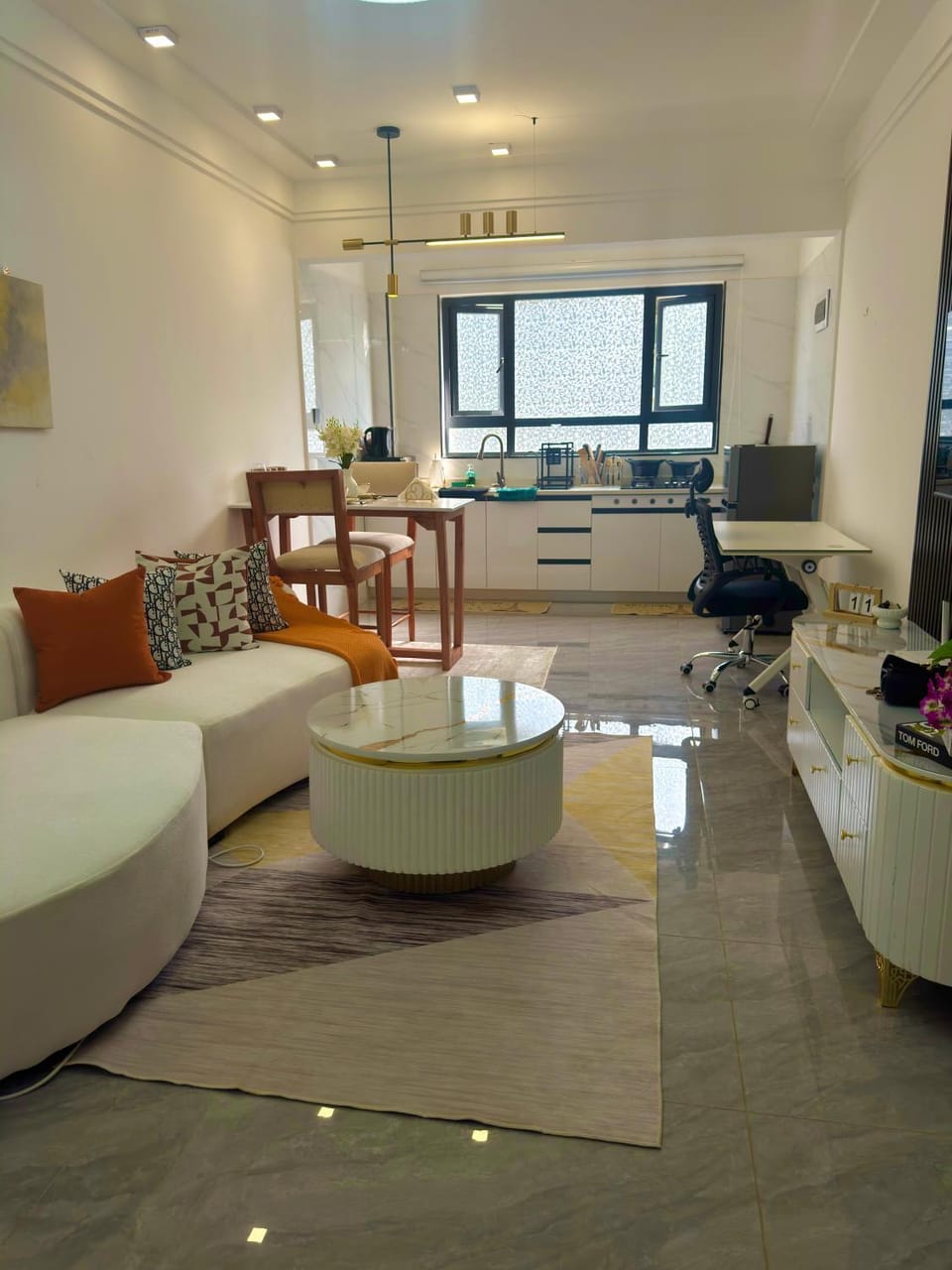 Modern Luxury 1-Bedroom Apartment in Kileleshwa with Pool & Gym Apartment in Nairobi County