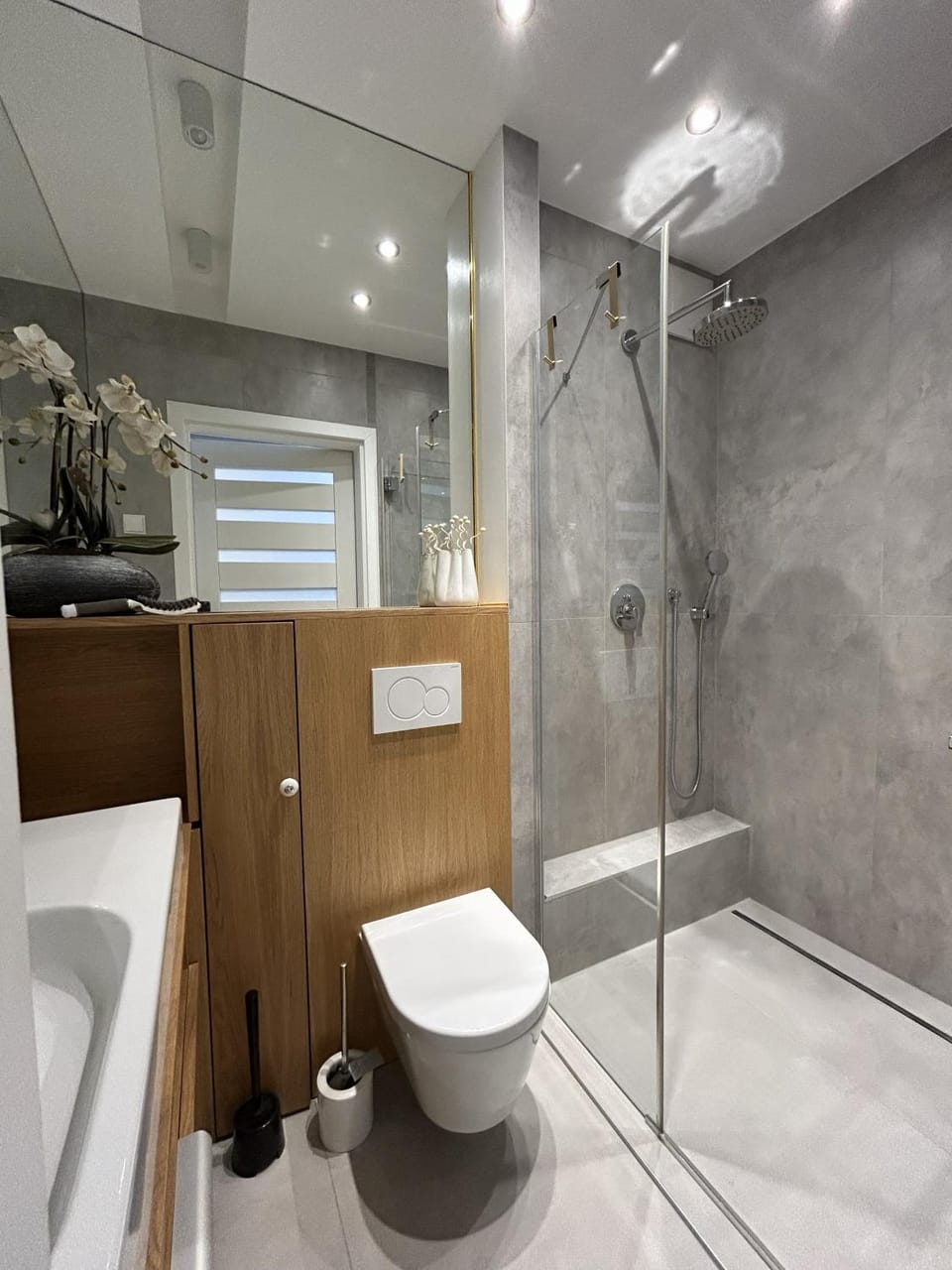 Shower, Bathroom