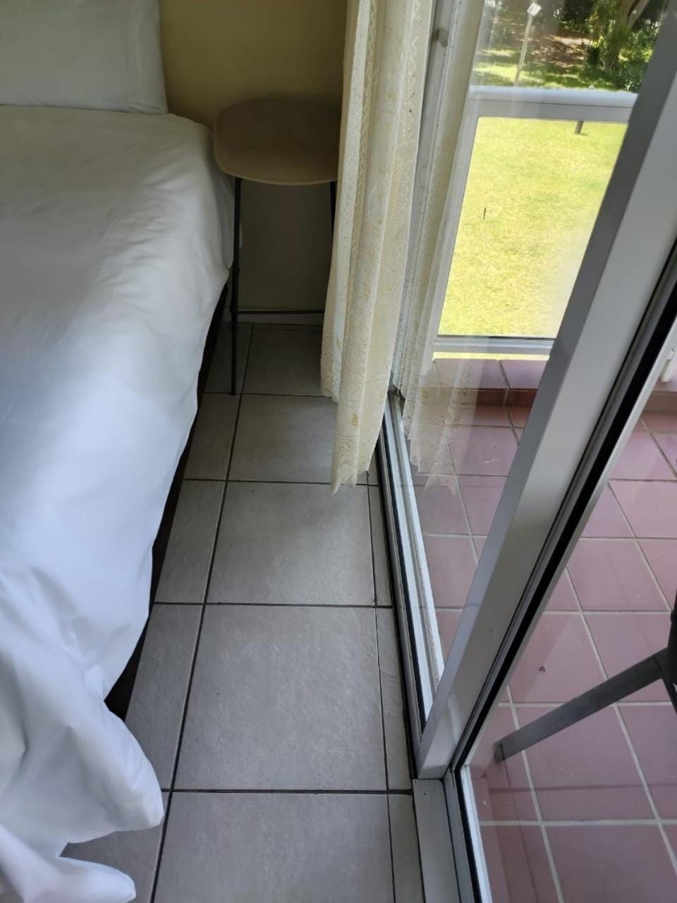 Shelly Beach Guest House Bed and Breakfast in Margate
