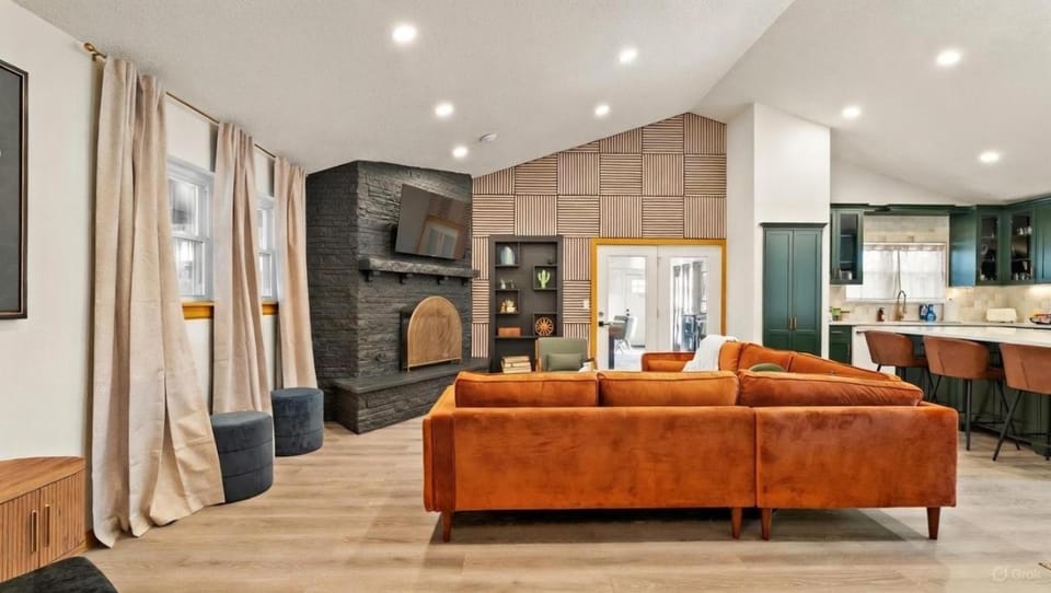 Luxury 4BR OKC Retreat w Hot Tub & Firepit House in Oklahoma City