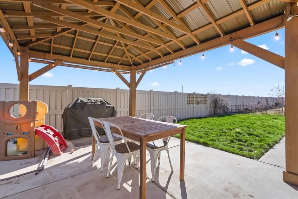 Casa Enclave GUEST HOUSE House in Caldwell