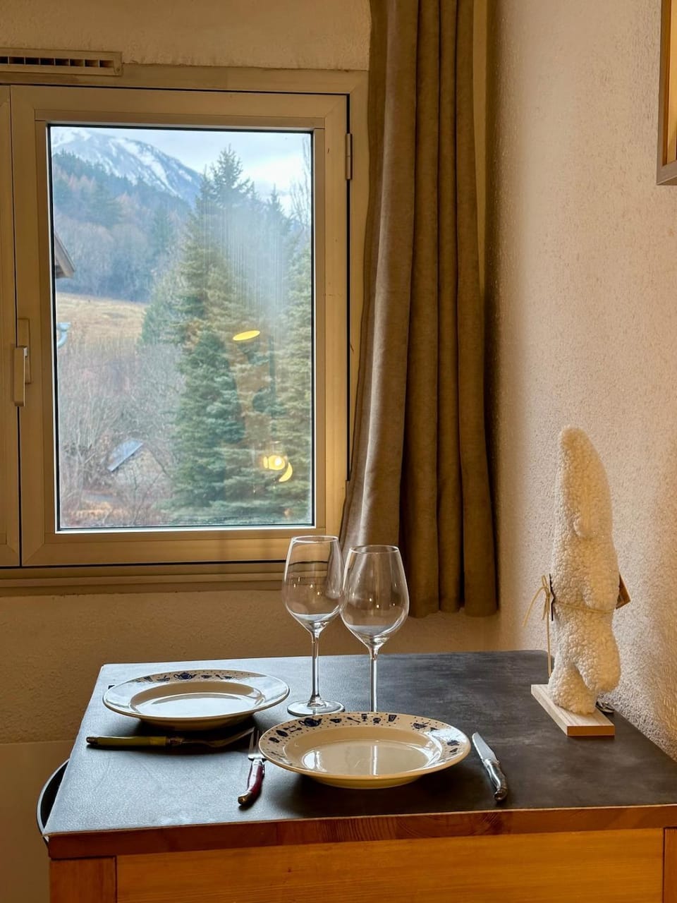 Studio au calme proche du centre de barcelonette Apartment in Barcelonnette