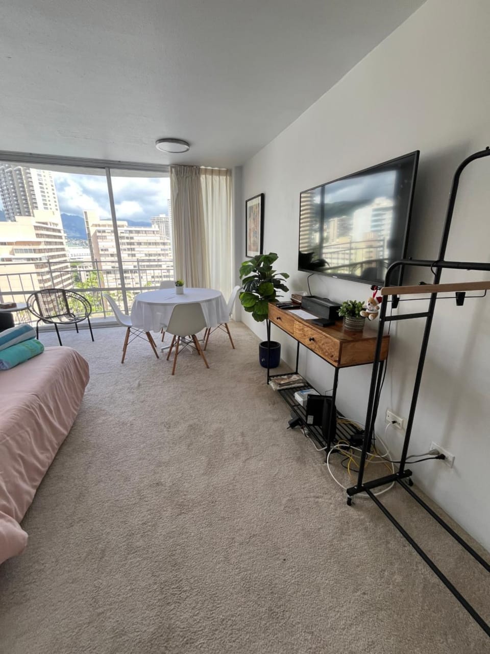 Ilikai Marina condo for rent with free parking Apartment in Honolulu