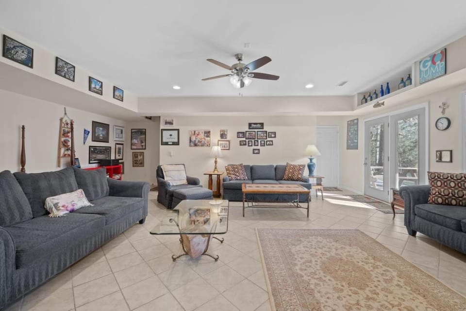 Cozy Cove Cottage on Lake Wylie House in Lake Wylie