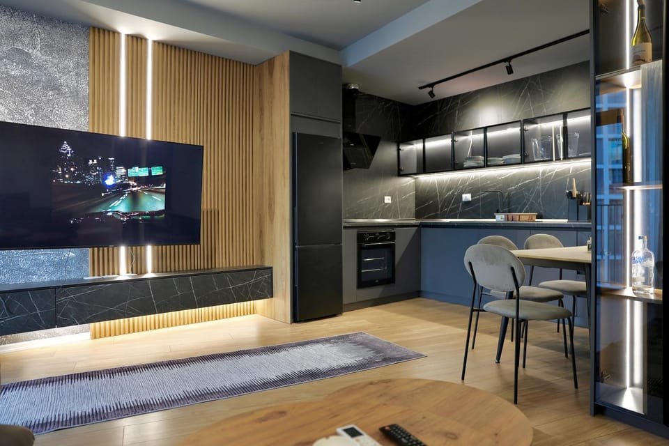 Communal lounge/ TV room, TV and multimedia, Kitchen or kitchenette, Living room, Seating area, Dining area, Evening entertainment, minibar, oven, stove