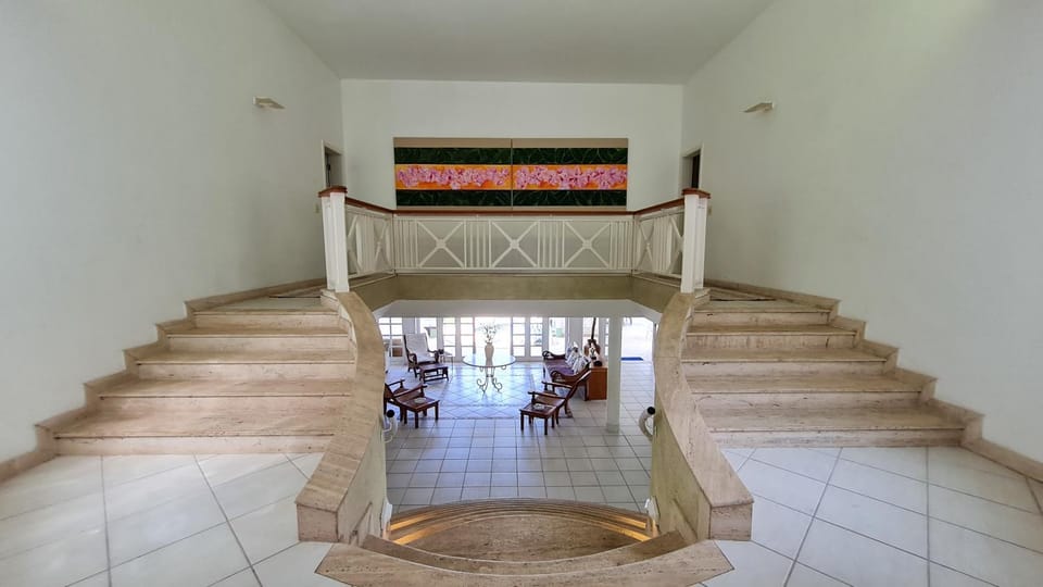 Inner courtyard view