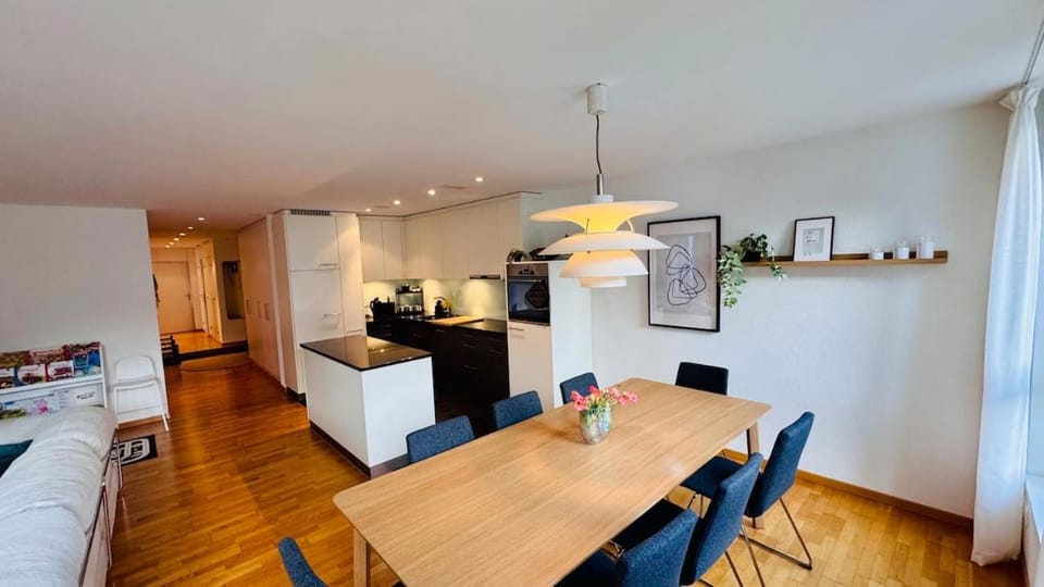 Mountainview Apartment - Central - Family - Hiking - Lake and Mountains Apartment in Switzerland