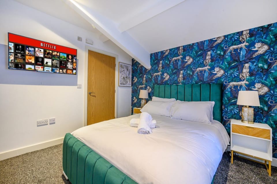F611 - Welcoming & Attractive Stay Apartment in Huddersfield