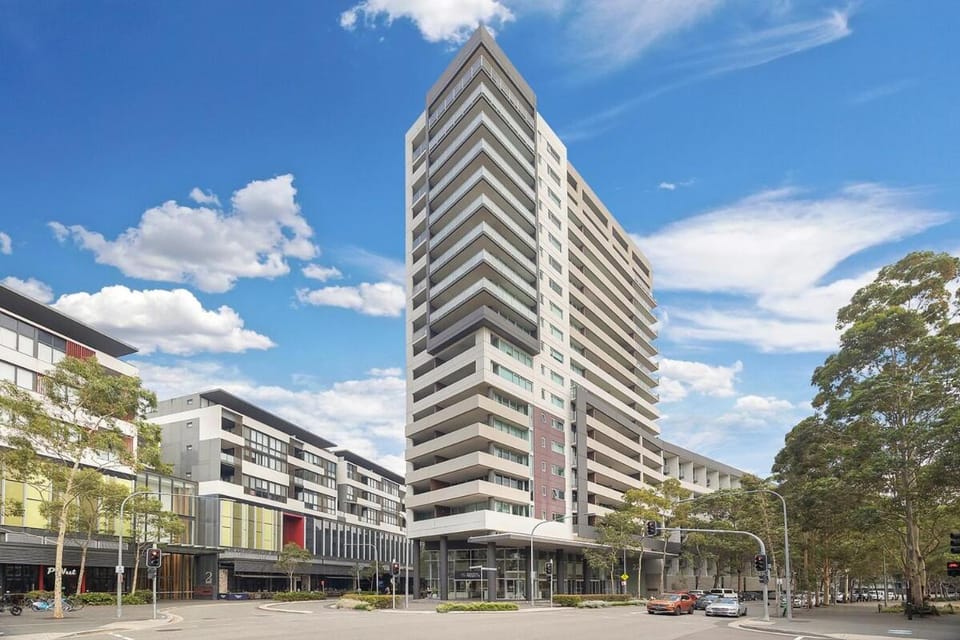 Zetland 3BR Walk to Train & Shops Apartment in Joynton Park
