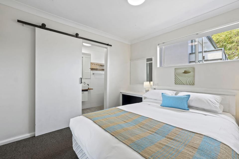 Golfers View Unit 4 Apartment in Narooma