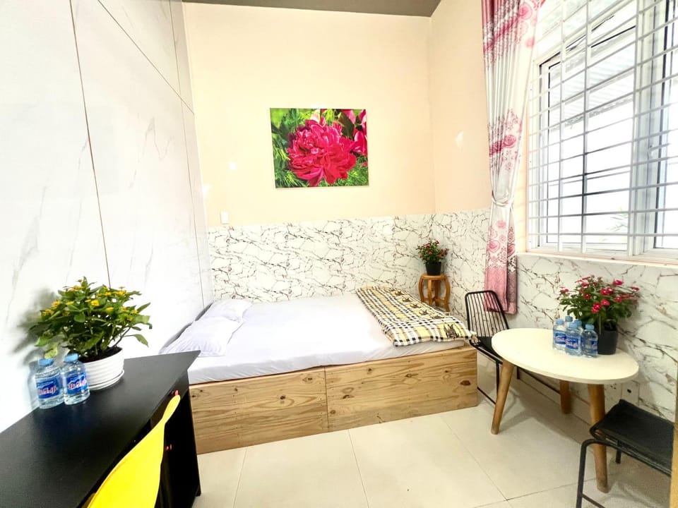 Khách Sạn LaMere Bến Tre Apartment hotel in Cambodia