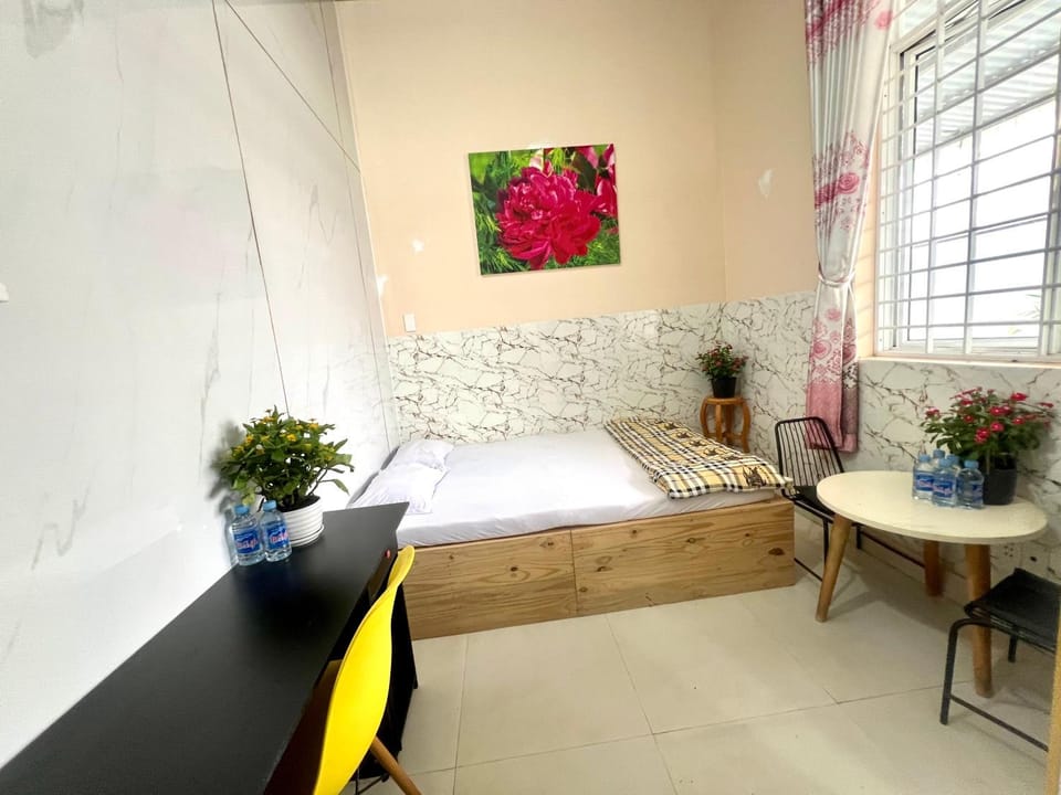 Khách Sạn LaMere Bến Tre Apartment hotel in Cambodia