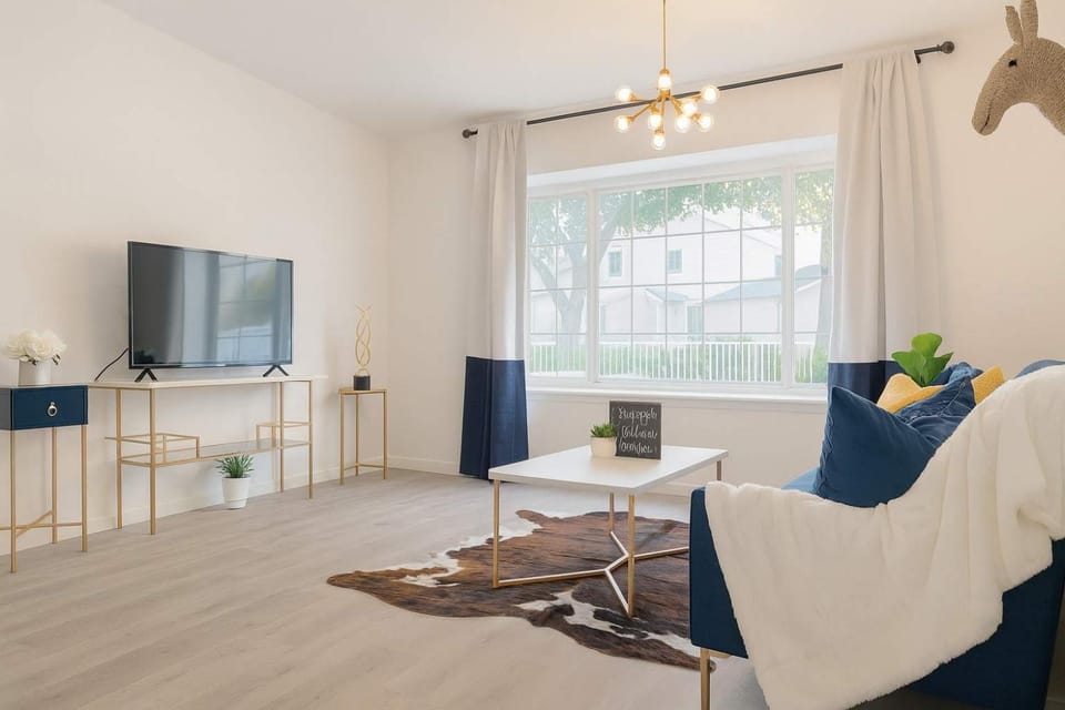 Marbella Lane - 4BR Alluring Home House in Union City