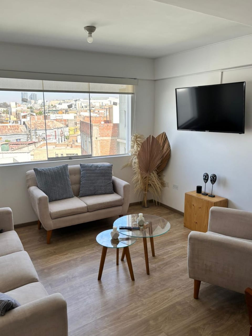 Communal lounge/ TV room, TV and multimedia