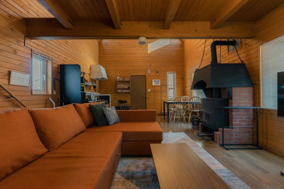 Kitchen or kitchenette, Living room, Dining area