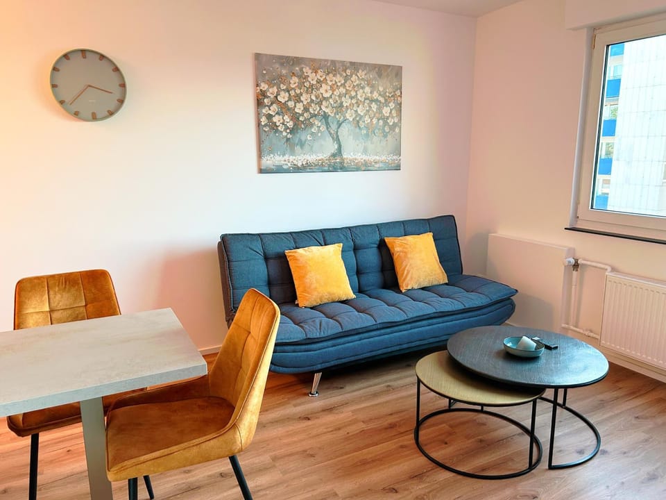 B & A Apartment mit Balkon und Parkplatz nähe Uni BWZK in Koblenz Metternich Apartment in Koblenz