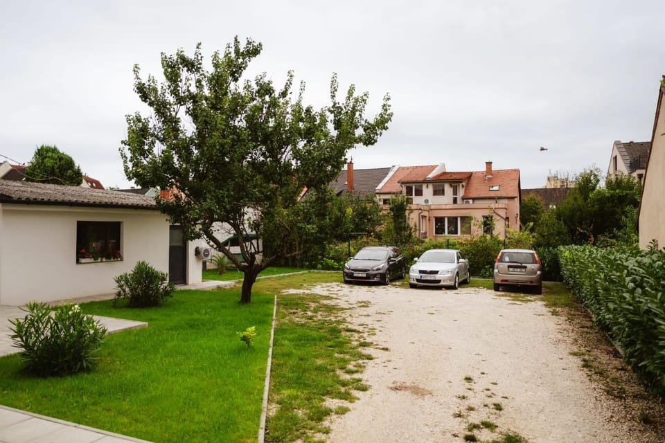 Villa Szent Imre - Private Rooms Vacation rental in Hungary