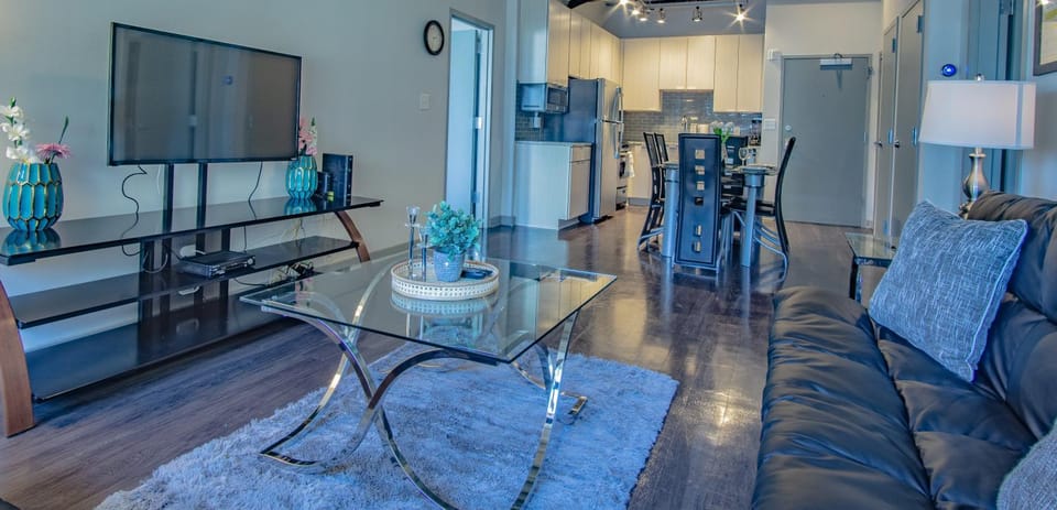 TV and multimedia, Living room, Dining area