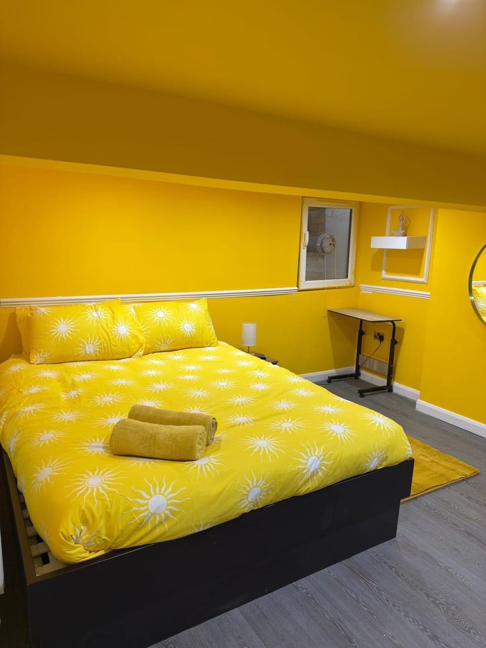 Bed, Bedroom