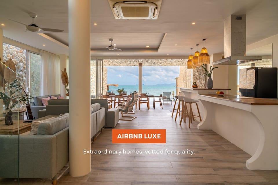 Living room, Sea view