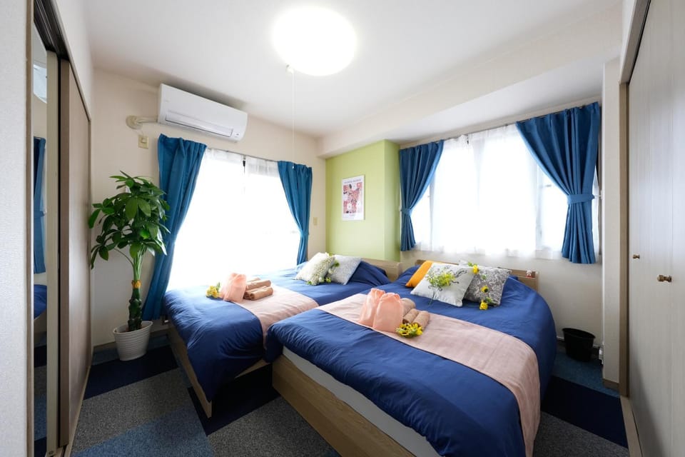 Bed, Bedroom, air conditioner
