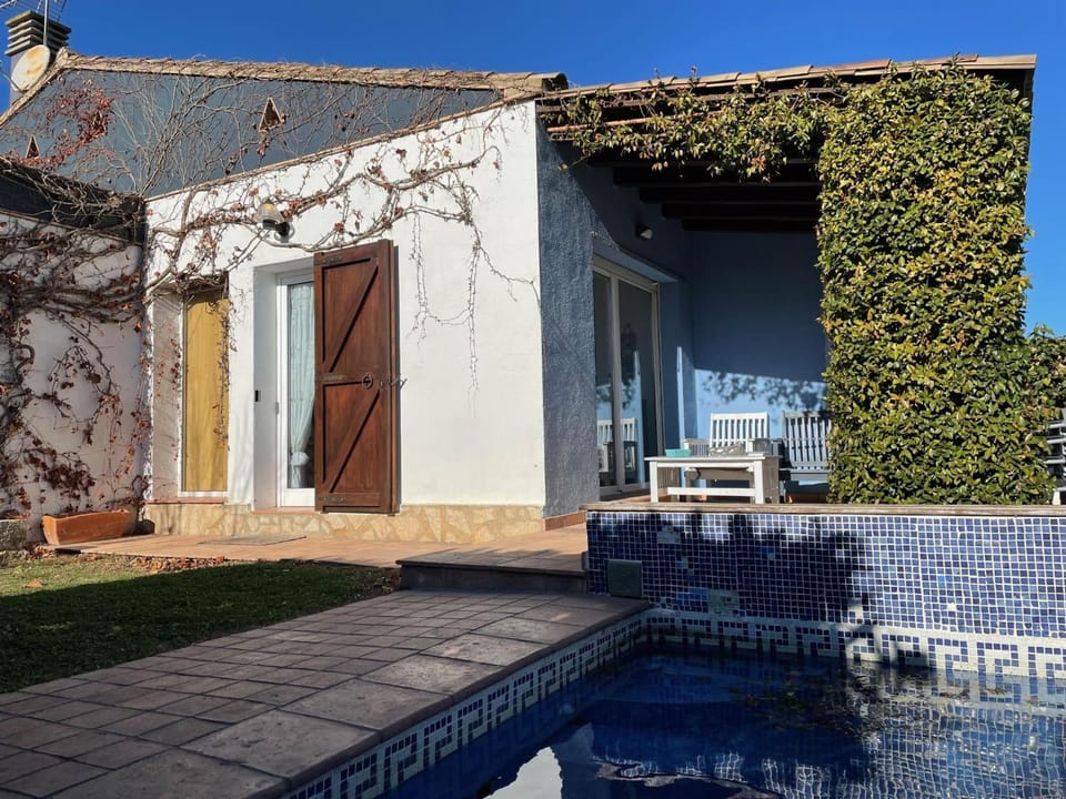 Villa familiar en L'Escala con piscina privada y barbacoa - HISP-7-103 Villa in L'Escala