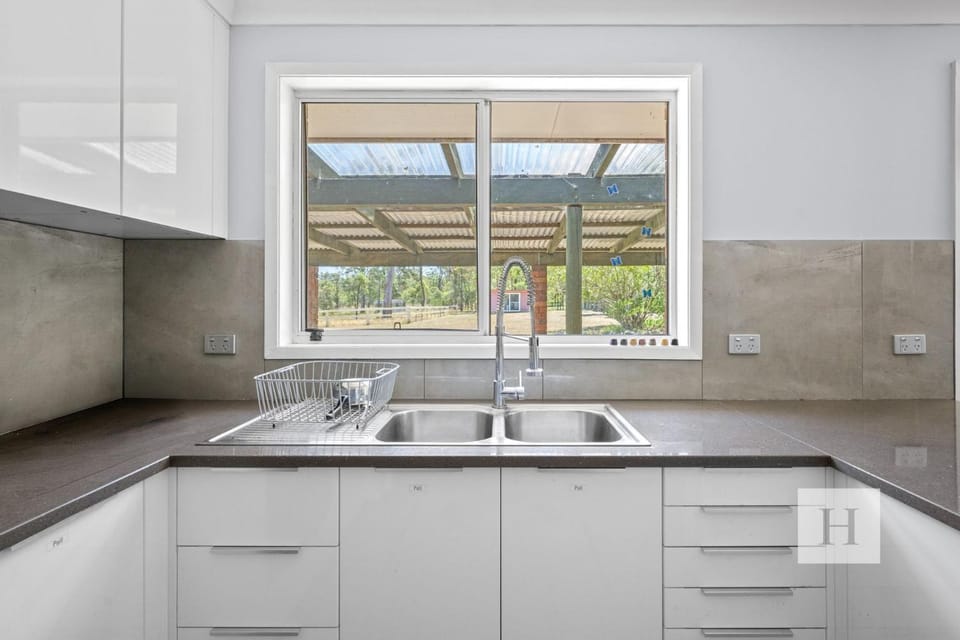 Jilliby Honey Farm Farm Stay in Central Coast