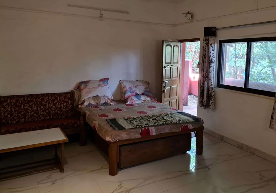 Muhabbot Hossain Bed and Breakfast in Bangladesh