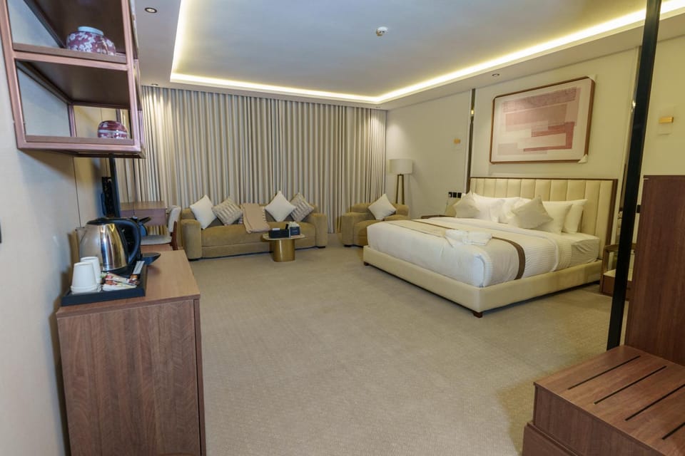 فندق شادن الفخامة Hotel in Makkah Province