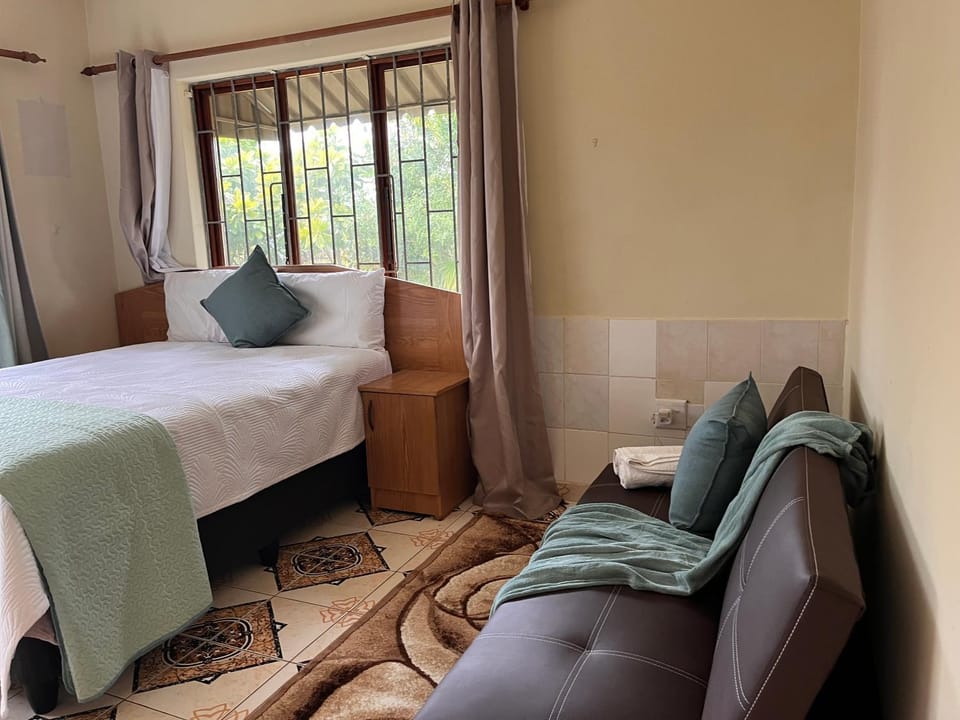 Sunwich Beach Home House in KwaZulu-Natal