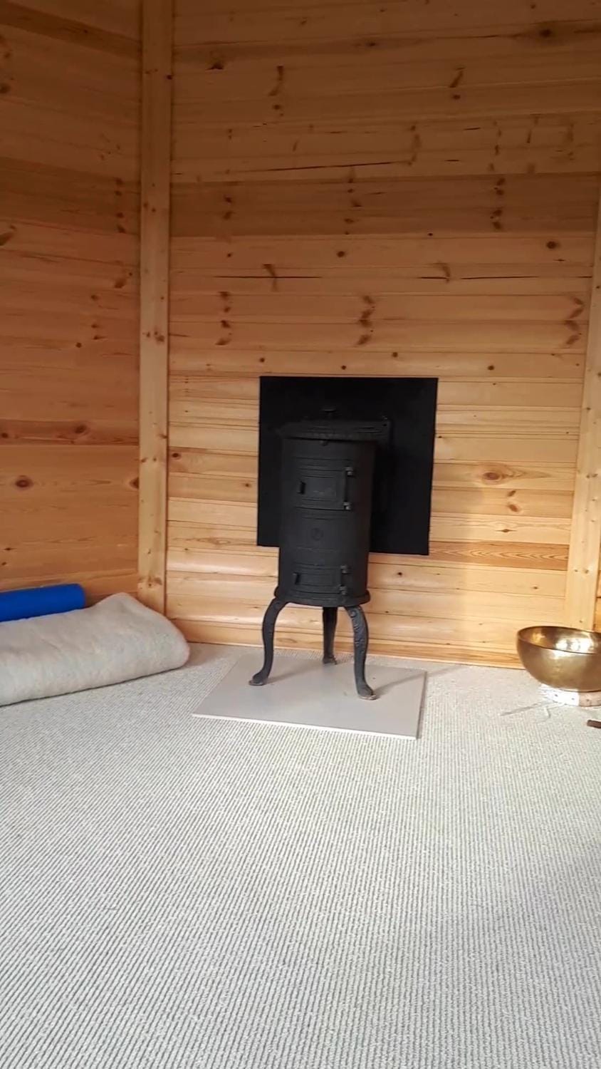 namelis tyloje House in Vilnius County, Lithuania