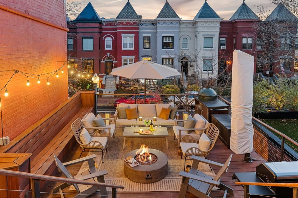 Patio, Balcony/Terrace, Seating area