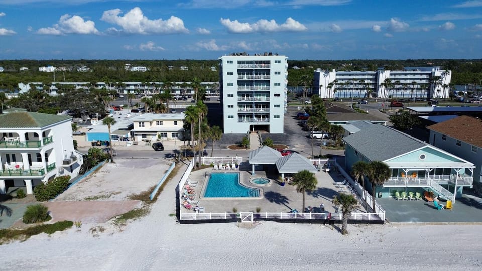 San Remo 206 House in Redington Shores