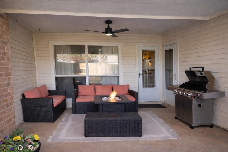 Patio, Balcony/Terrace