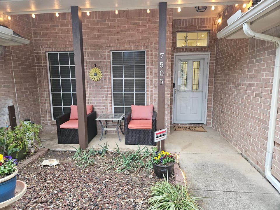 Balcony/Terrace, Balcony/Terrace