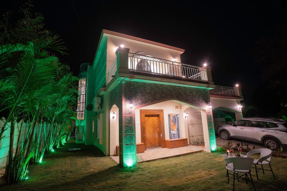 Lavender Crest by ELIVAAS Signature Pet- friendly 4-BHK Villa With Private Pool , Garden Area, Outdoor seating Near Bhimashankar Walls Trek Villa in Maharashtra