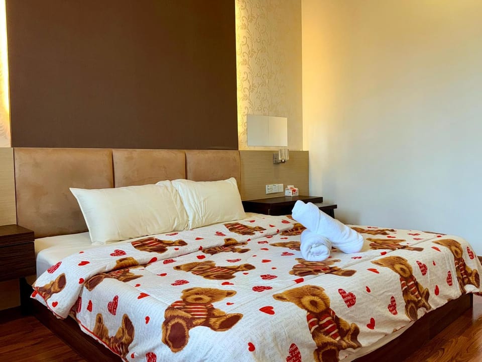 Bed, Bedroom, air conditioner