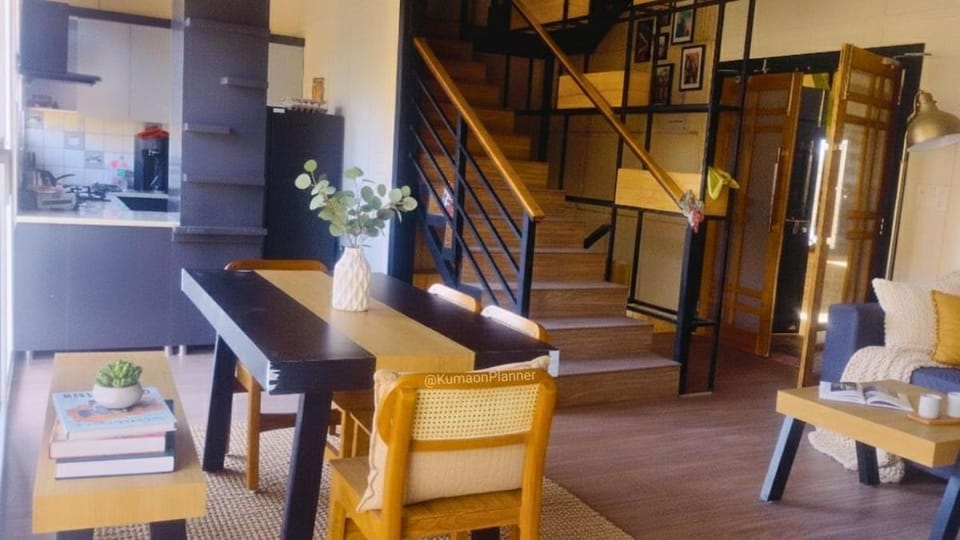 Bhimtal Lakeview Cottage House in Uttarakhand