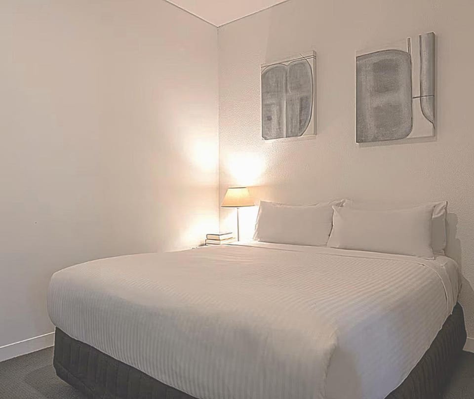 Mano APT on collins close to Crown Casino Apartment in Melbourne