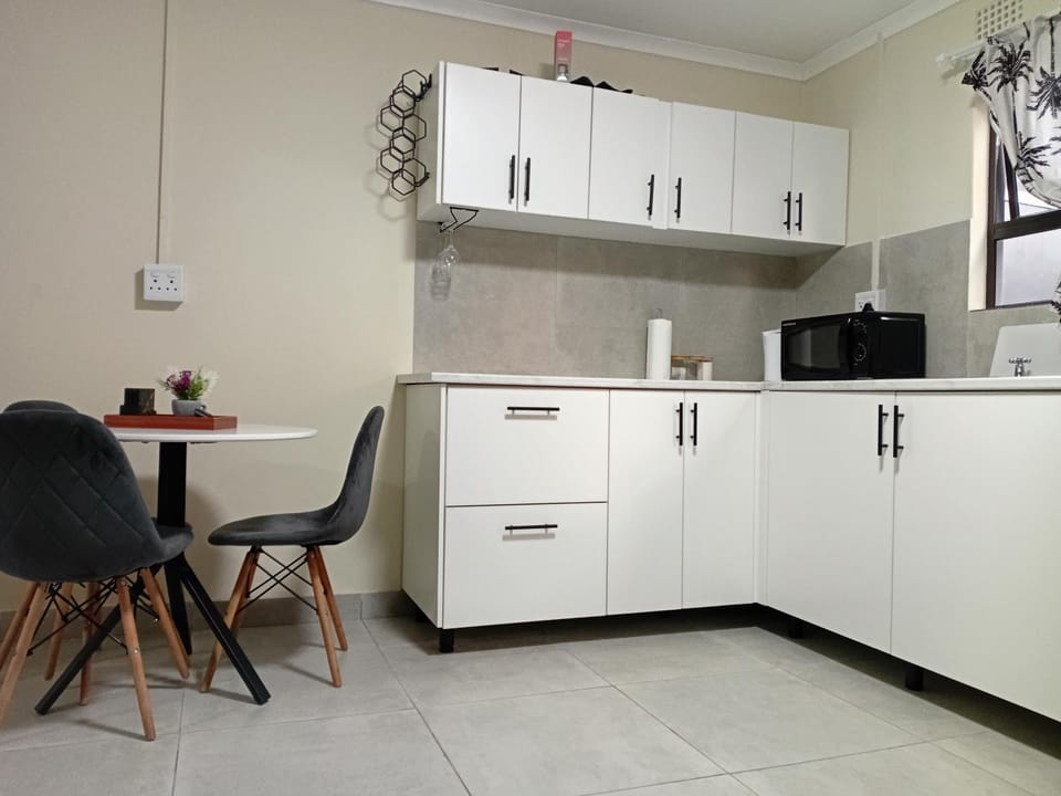 Home in Brooklyn Cape Town 2 Apartment in Cape Town