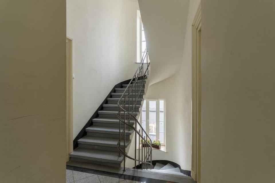 Warsaw Concierge Wilcza Apartment in Warsaw