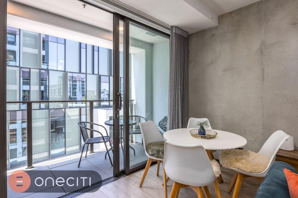 Balcony/Terrace, Dining area