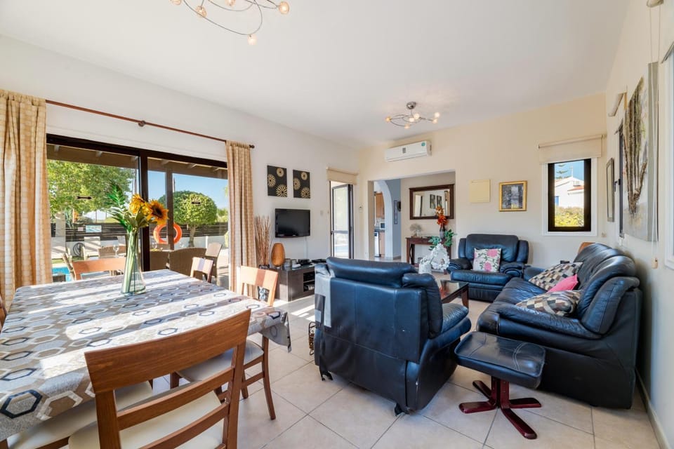 Sunnyside Family Villa Villa in Protaras